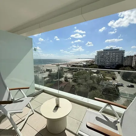 Axxis Sea Breeze Luxury