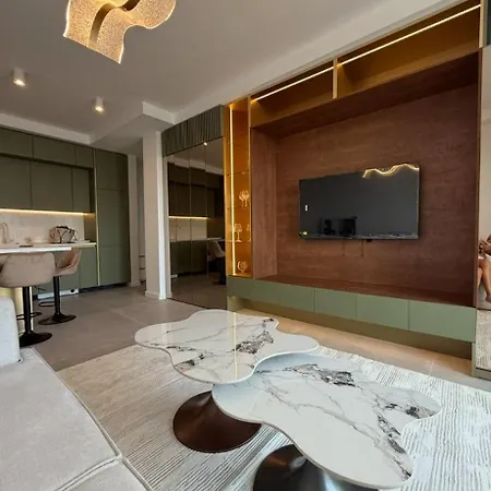 Apartment Axxis Sea Breeze Luxury *