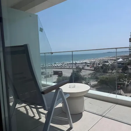 Axxis Sea Breeze Luxury